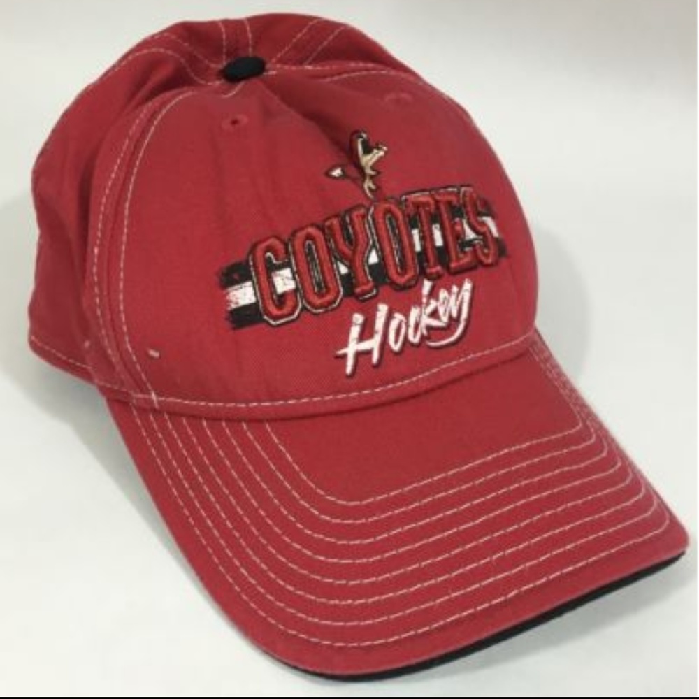 Phoenix Cayotes Reebok NHL Hockey Flex Fit Cap Hat